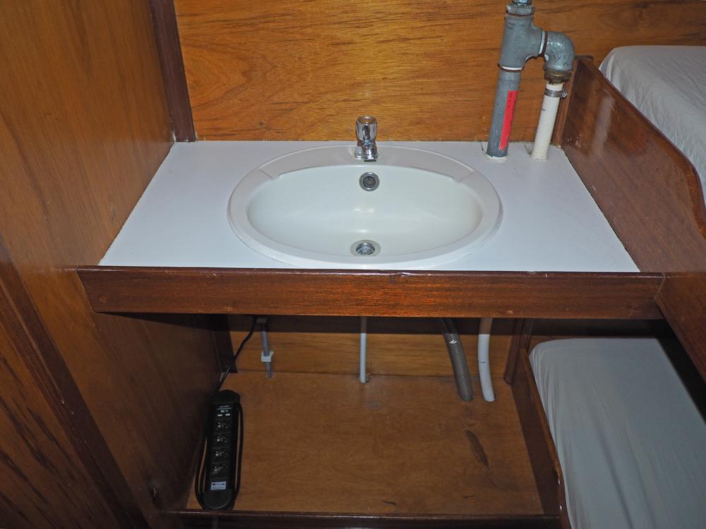 Cabin en avant, H&eacute;bergements